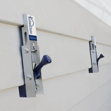 Load image into Gallery viewer, CladMate Pro WeatherBoard Clamps Holding Scyon Linea